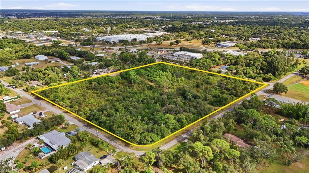 NORTH FORT MYERS - Land