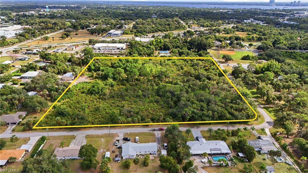 NORTH FORT MYERS - Land