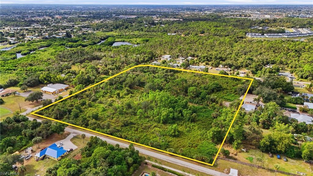 NORTH FORT MYERS - Land