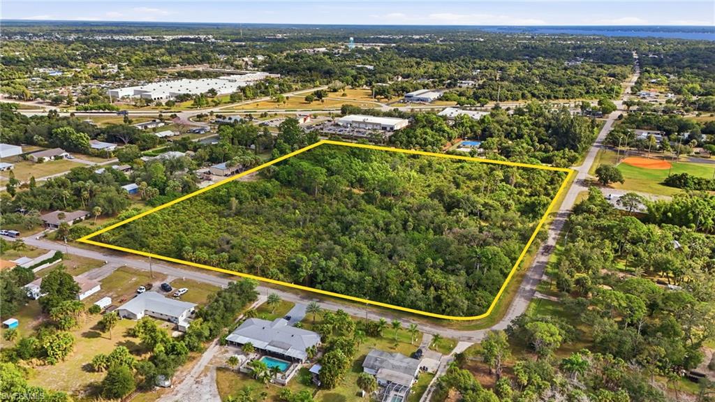 NORTH FORT MYERS - Land