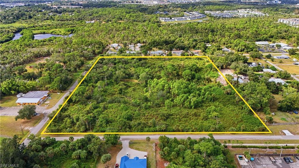 NORTH FORT MYERS - Land