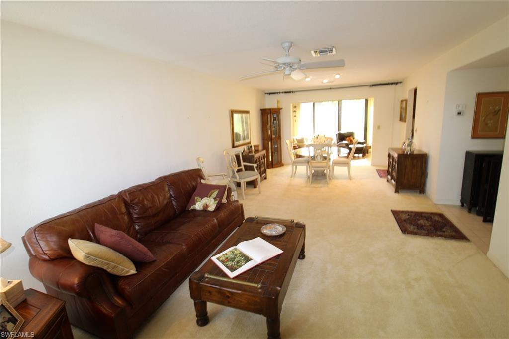 LAKEWOOD VILLAS - Residential