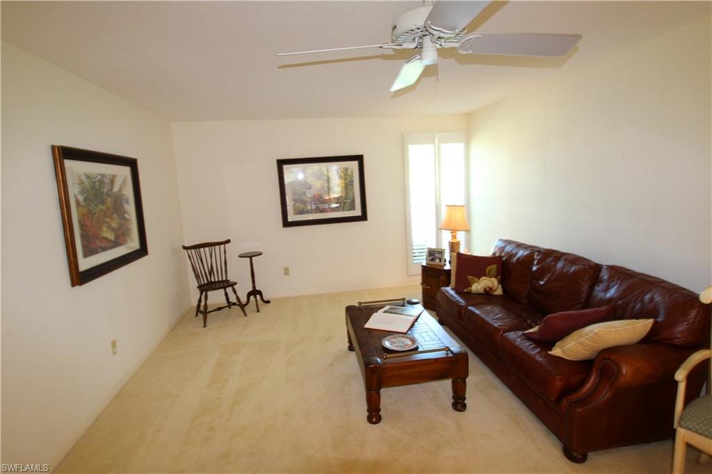 LAKEWOOD VILLAS - Residential