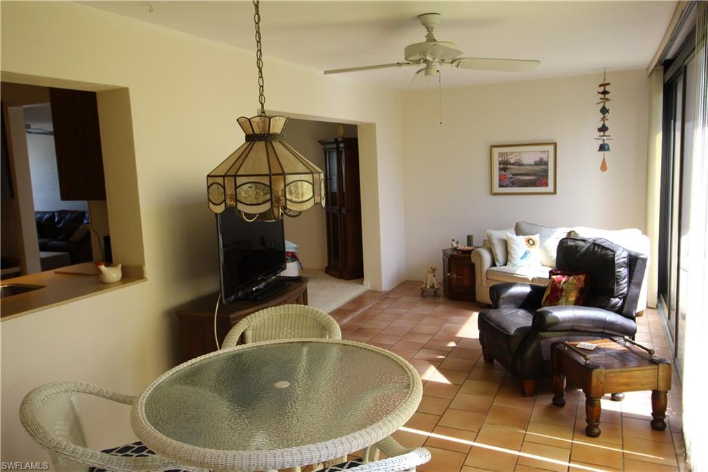 LAKEWOOD VILLAS - Residential
