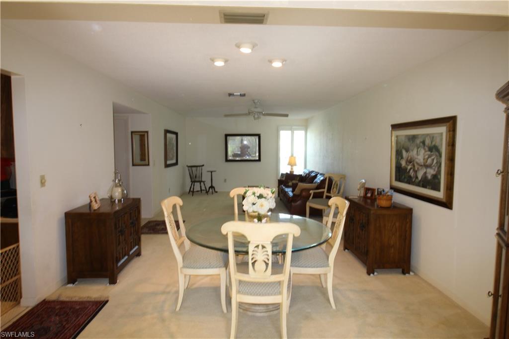 LAKEWOOD VILLAS - Residential