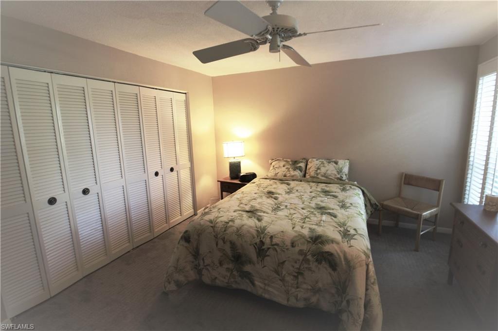 LAKEWOOD VILLAS - Residential