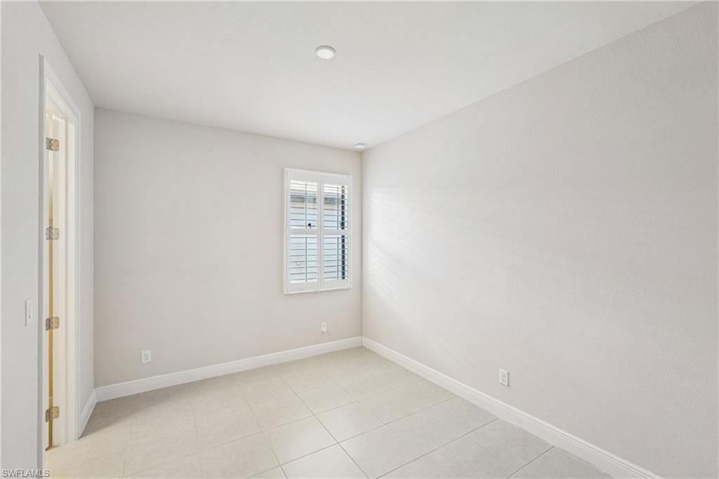 CORDOVA AT SPANISH WELLS - Residential