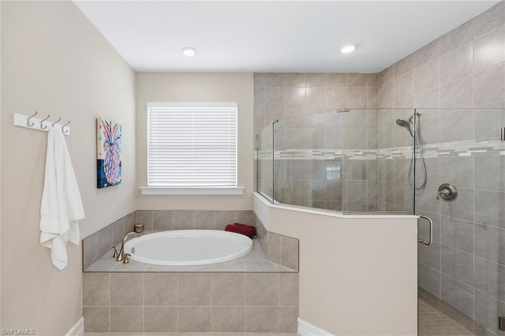 ROYAL PALM GOLF ESTATES - Residential