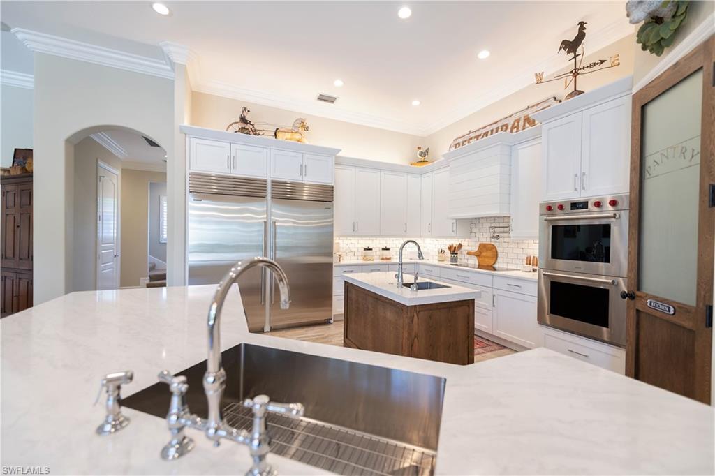 LIVINGSTON WOODS - Residential