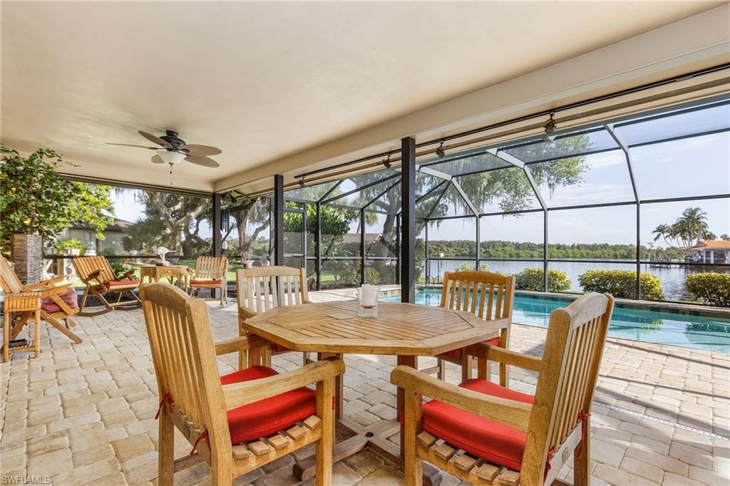 RIVER FOREST ISLAND - Residential