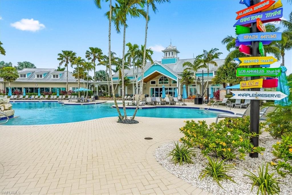 PARROT CAY - Residential