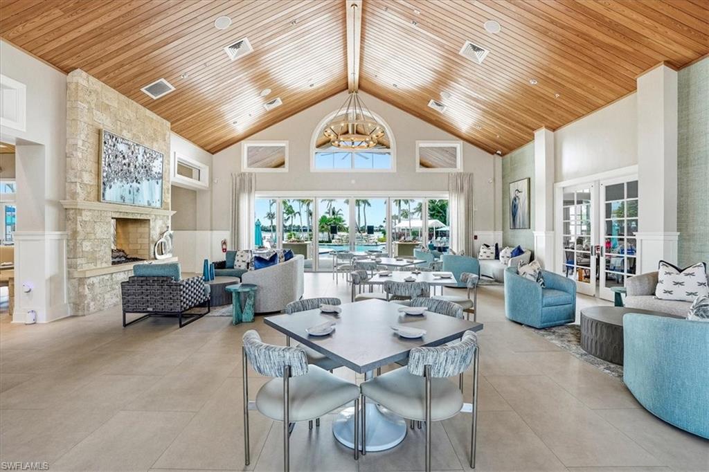 PARROT CAY - Residential