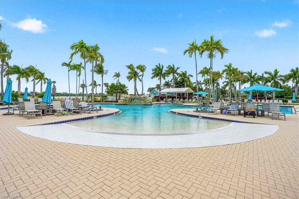 PARROT CAY - Residential