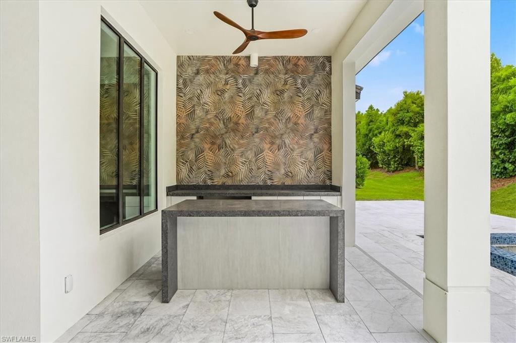 PARROT CAY - Residential