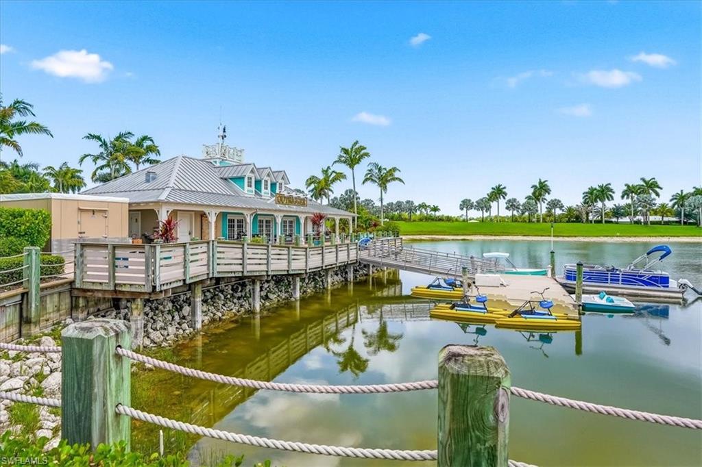 PARROT CAY - Residential