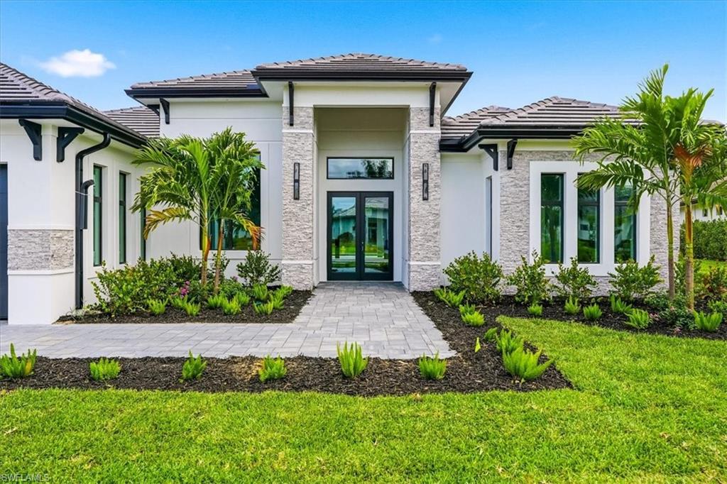 PARROT CAY - Residential