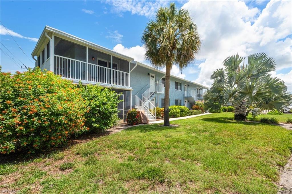 GLADES COUNTRY CLUB - Residential