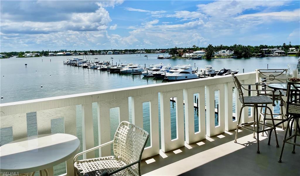 BAY TERRACE - Residential