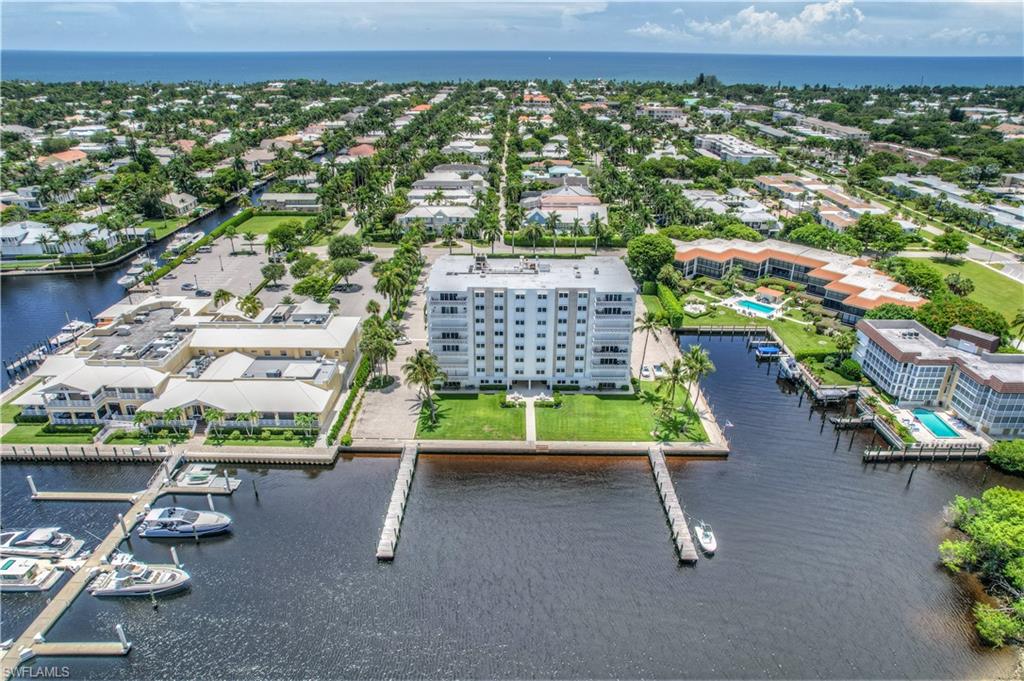 BAY TERRACE - Residential