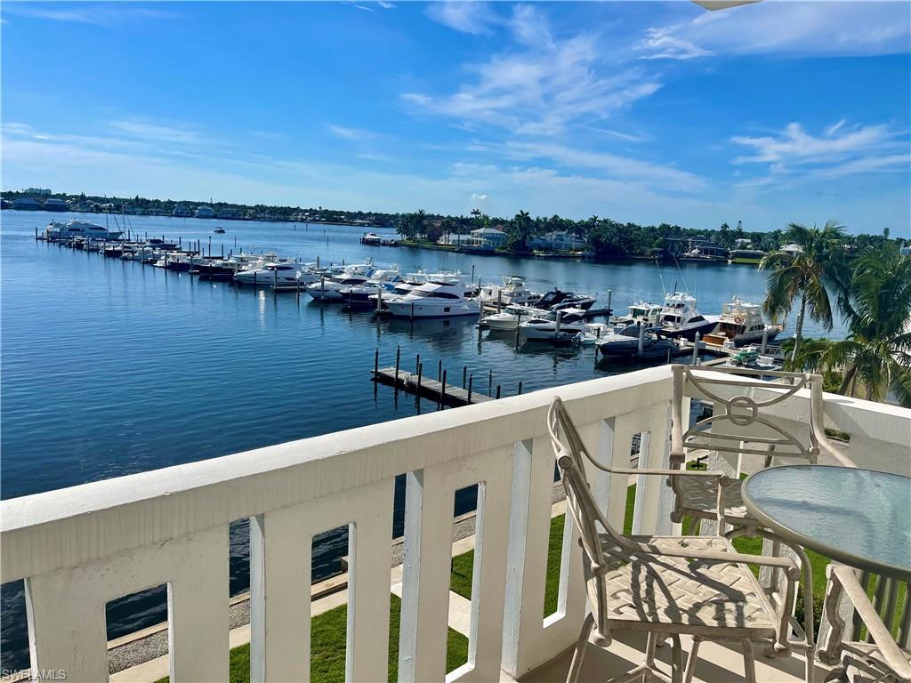 BAY TERRACE - Residential