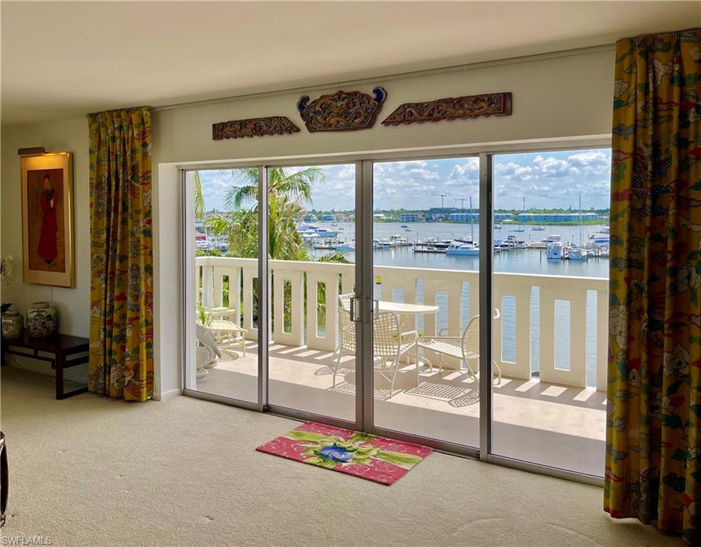 BAY TERRACE - Residential