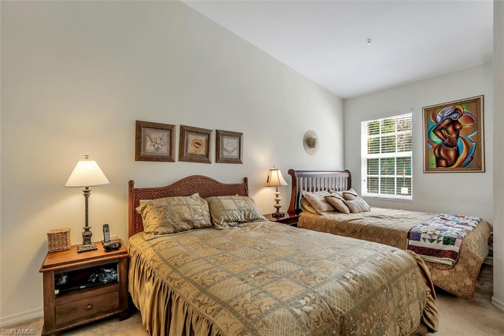 LAUREL GREENS - Residential