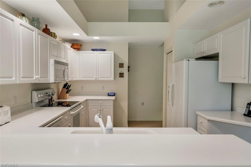 LAUREL GREENS - Residential