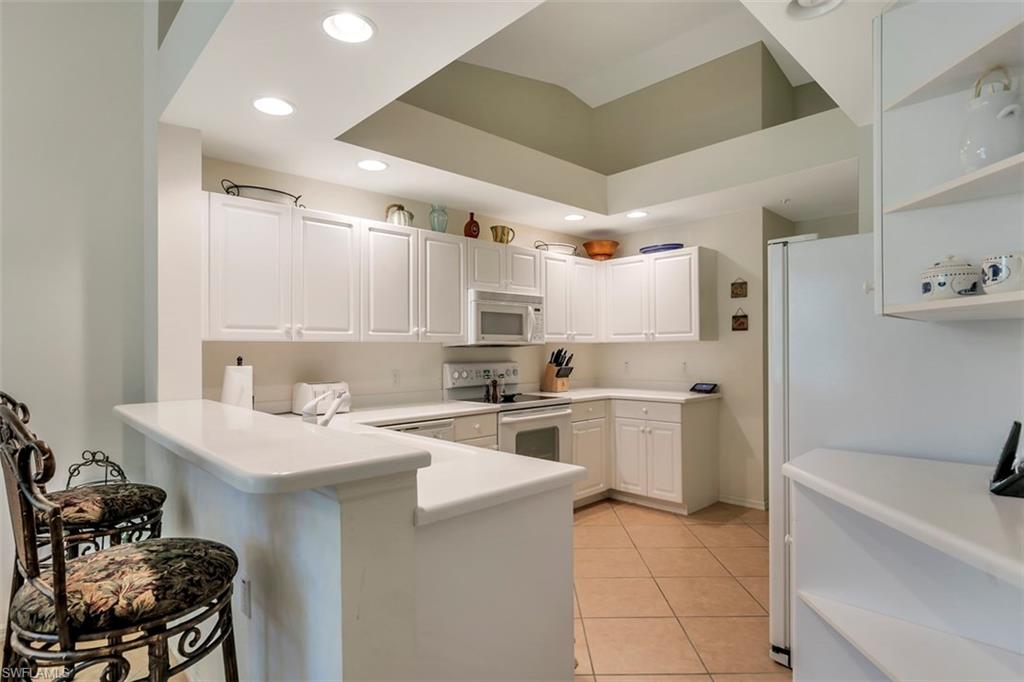 LAUREL GREENS - Residential