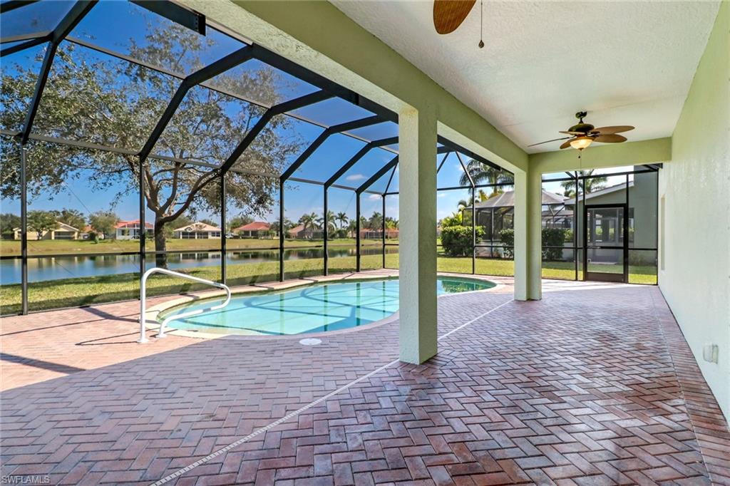 VALENCIA LAKES - Residential