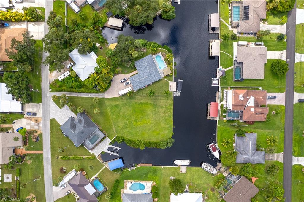 RIVER FOREST - Land