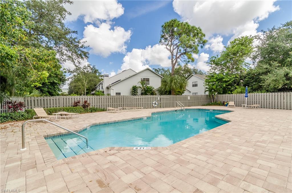 PELICAN RIDGE - Residential