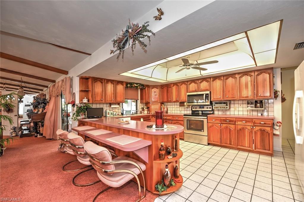 SAN CARLOS PARK - Residential
