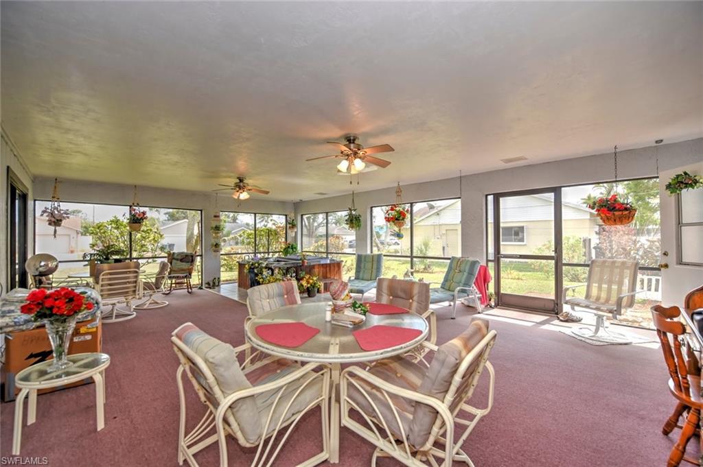 SAN CARLOS PARK - Residential