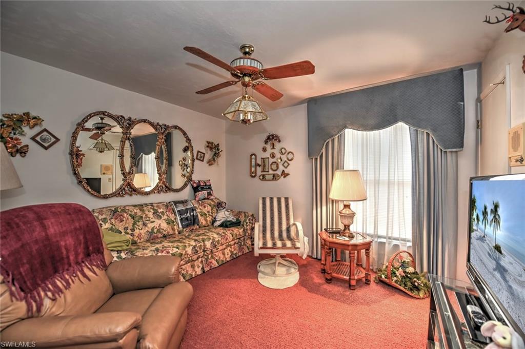 SAN CARLOS PARK - Residential