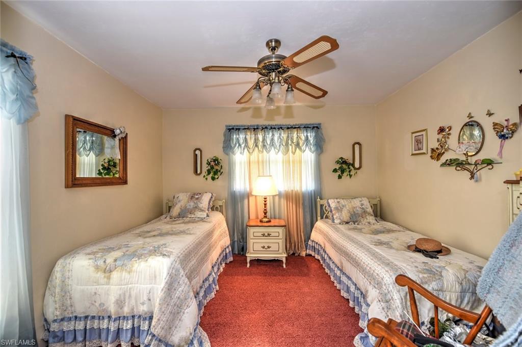 SAN CARLOS PARK - Residential