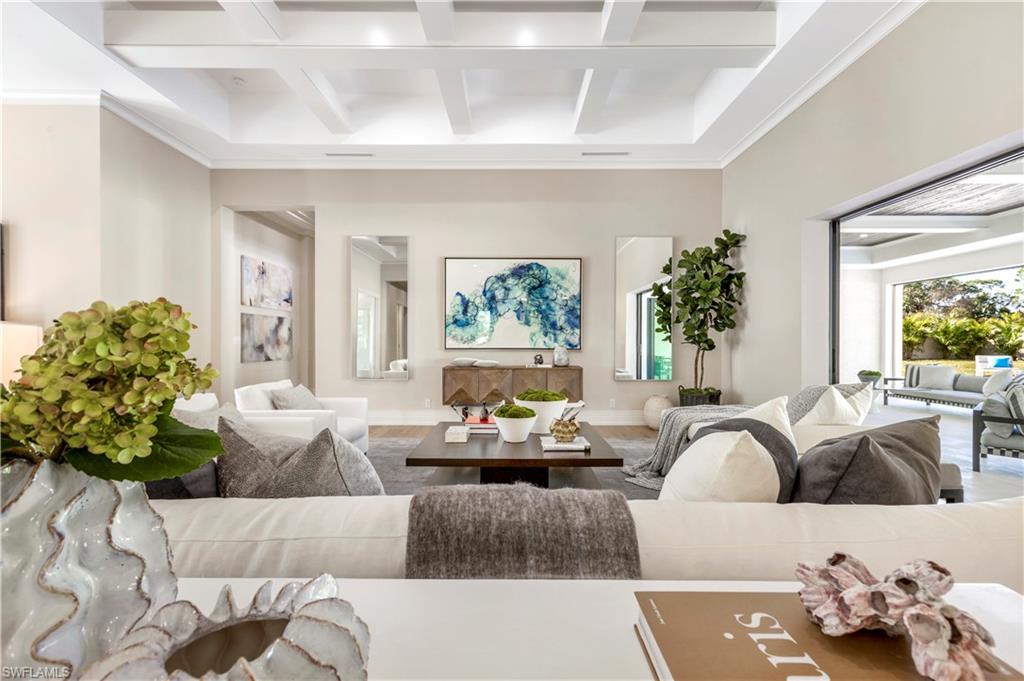 PINE RIDGE - Residential