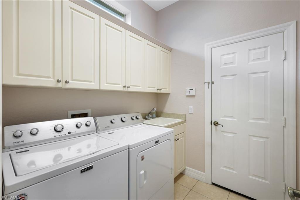 HUNTERS RIDGE - Residential