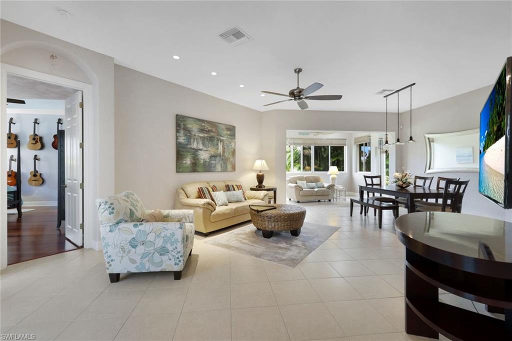 HUNTERS RIDGE - Residential