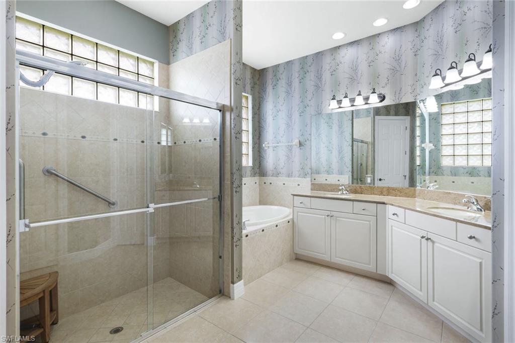 HUNTERS RIDGE - Residential