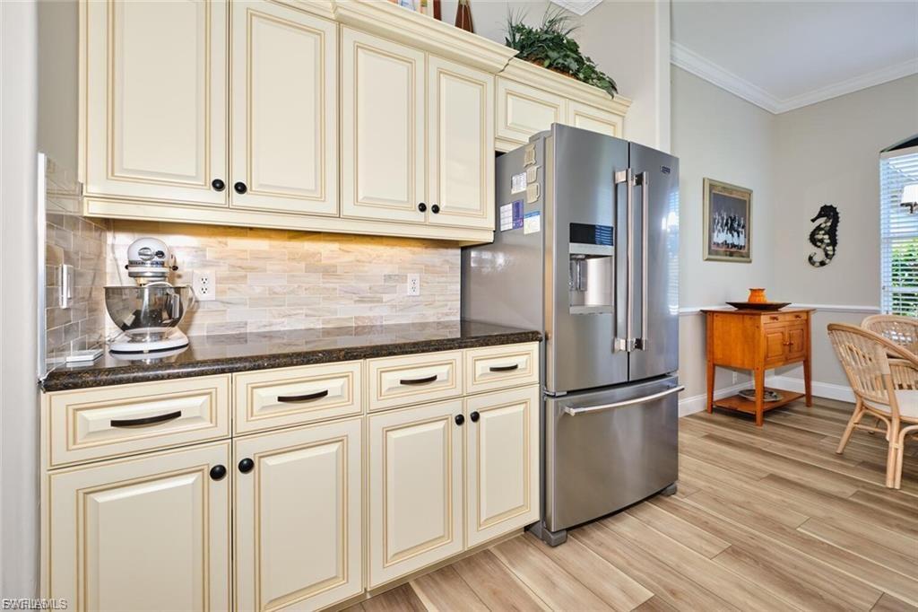 LEXINGTON COUNTRY CLUB - Residential Lease