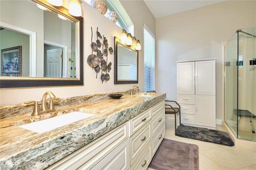 LEXINGTON COUNTRY CLUB - Residential Lease