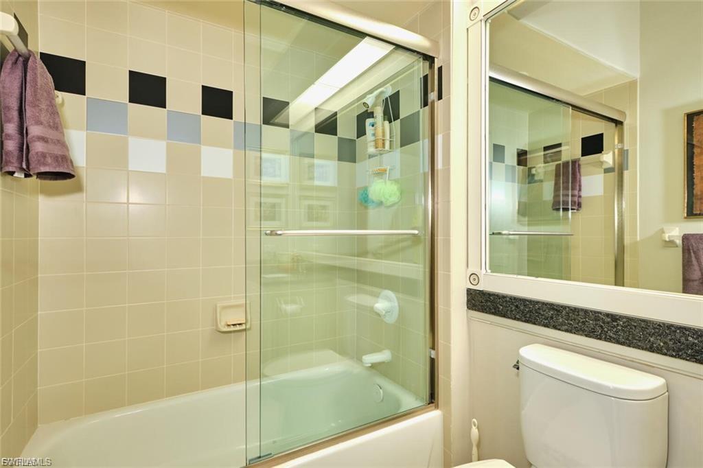 LEXINGTON COUNTRY CLUB - Residential Lease