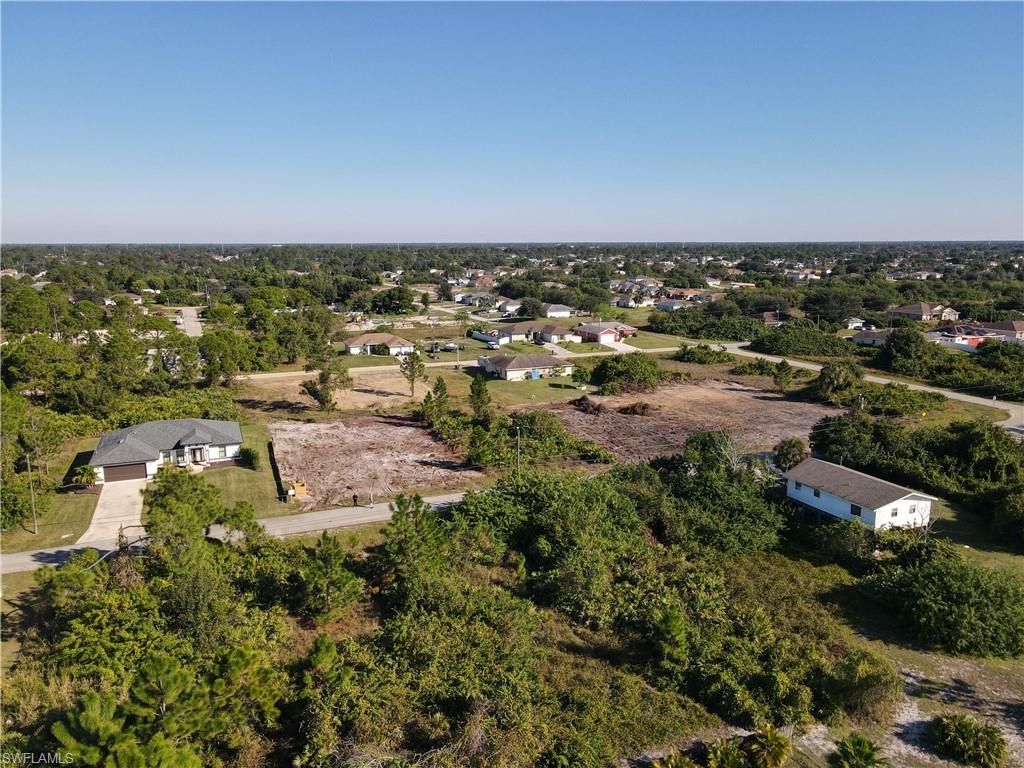 LEHIGH ACRES - Land