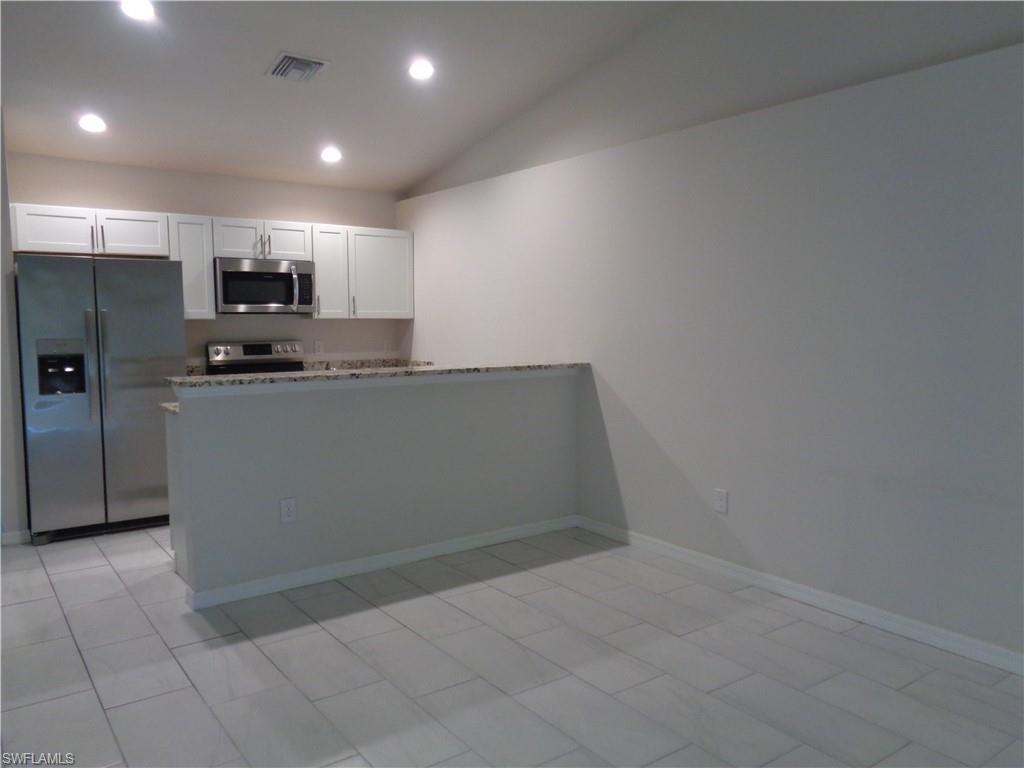 CAPE CORAL - Residential Lease