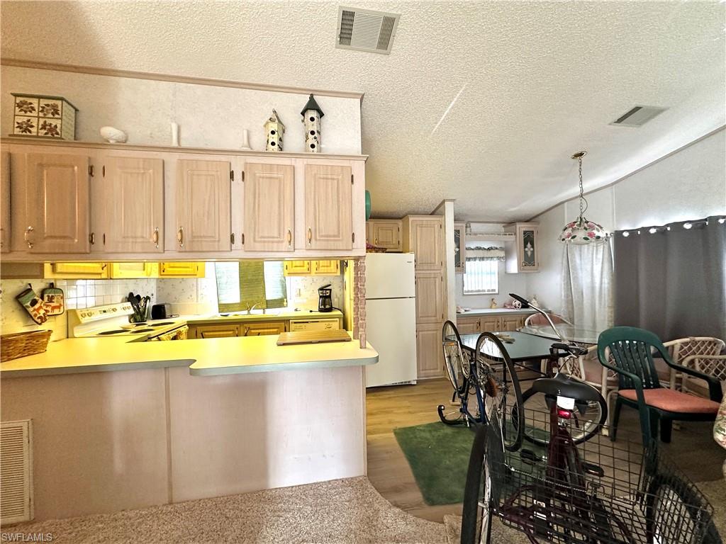 RIVERWOODS PLANTATION - Residential