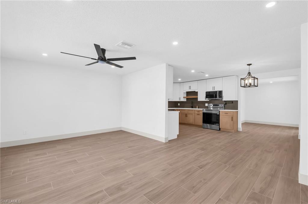 FORT MYERS SHORES - Residential