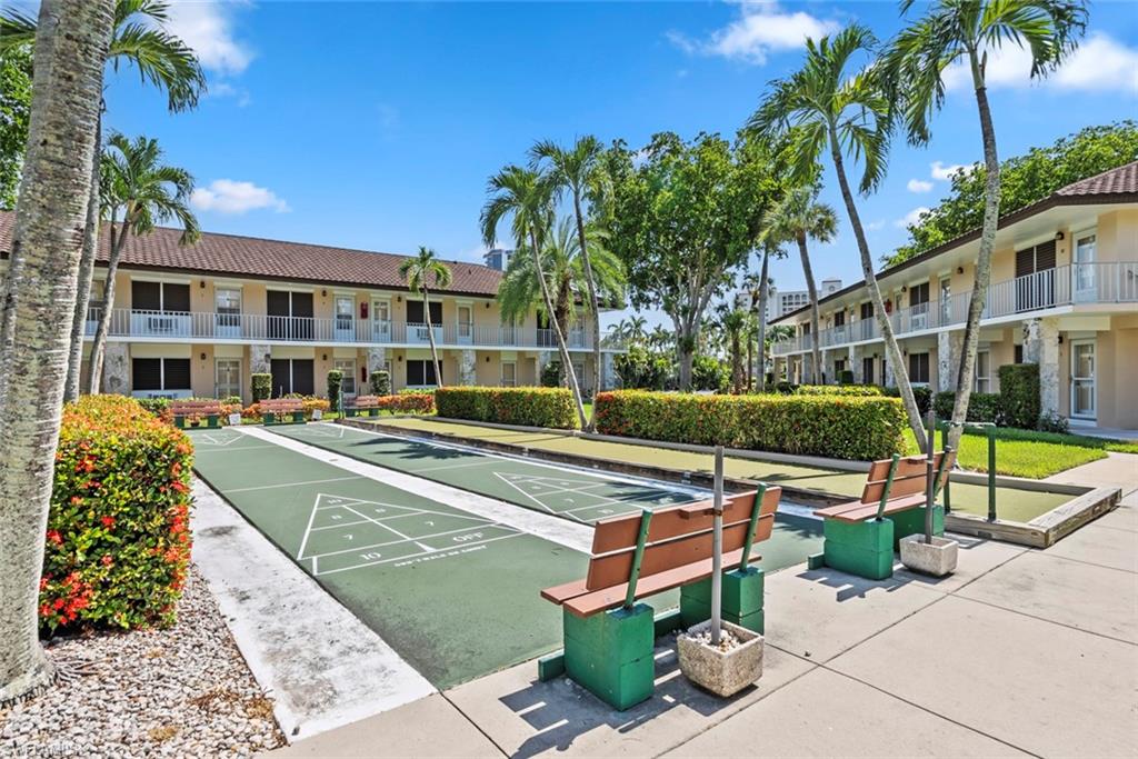 AQUARIUS APTS OF MARCO ISLAND - Residential