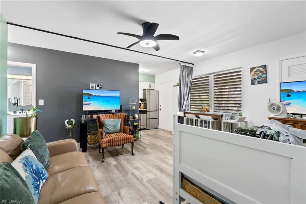 AQUARIUS APTS OF MARCO ISLAND - Residential