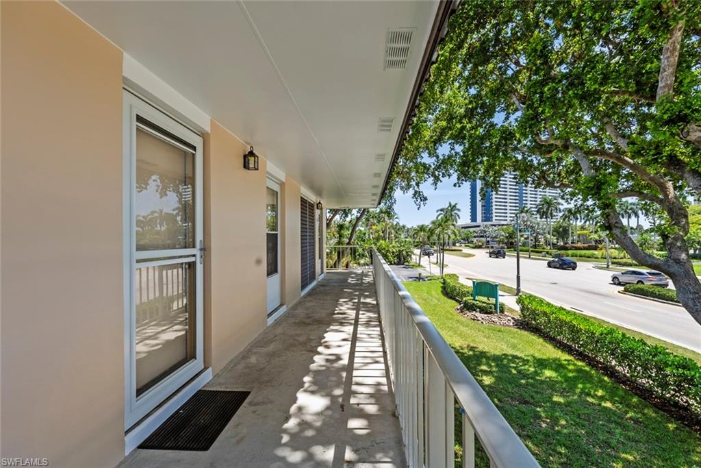 AQUARIUS APTS OF MARCO ISLAND - Residential