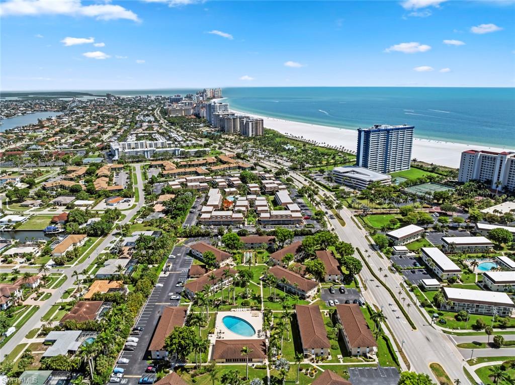 AQUARIUS APTS OF MARCO ISLAND - Residential